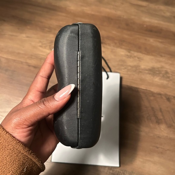 Vintage Chanel sunglasses case - Picture 9 of 10